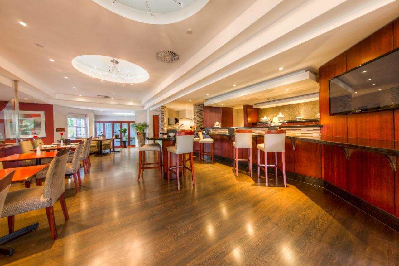 City Lodge Hotel Sandton, Morningside Johannesburg Esterno foto