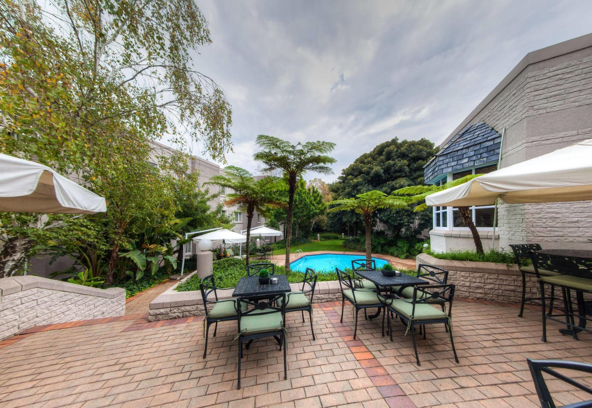 City Lodge Hotel Sandton, Morningside Johannesburg Esterno foto