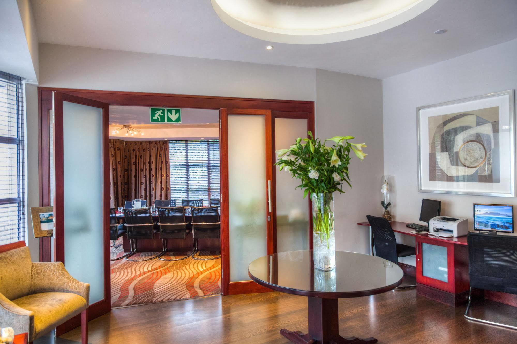 City Lodge Hotel Sandton, Morningside Johannesburg Esterno foto